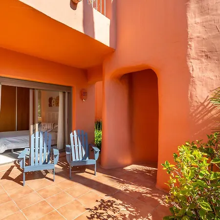 Sailor House Con Piscina En La Nueva Milla De Oro エステポナ